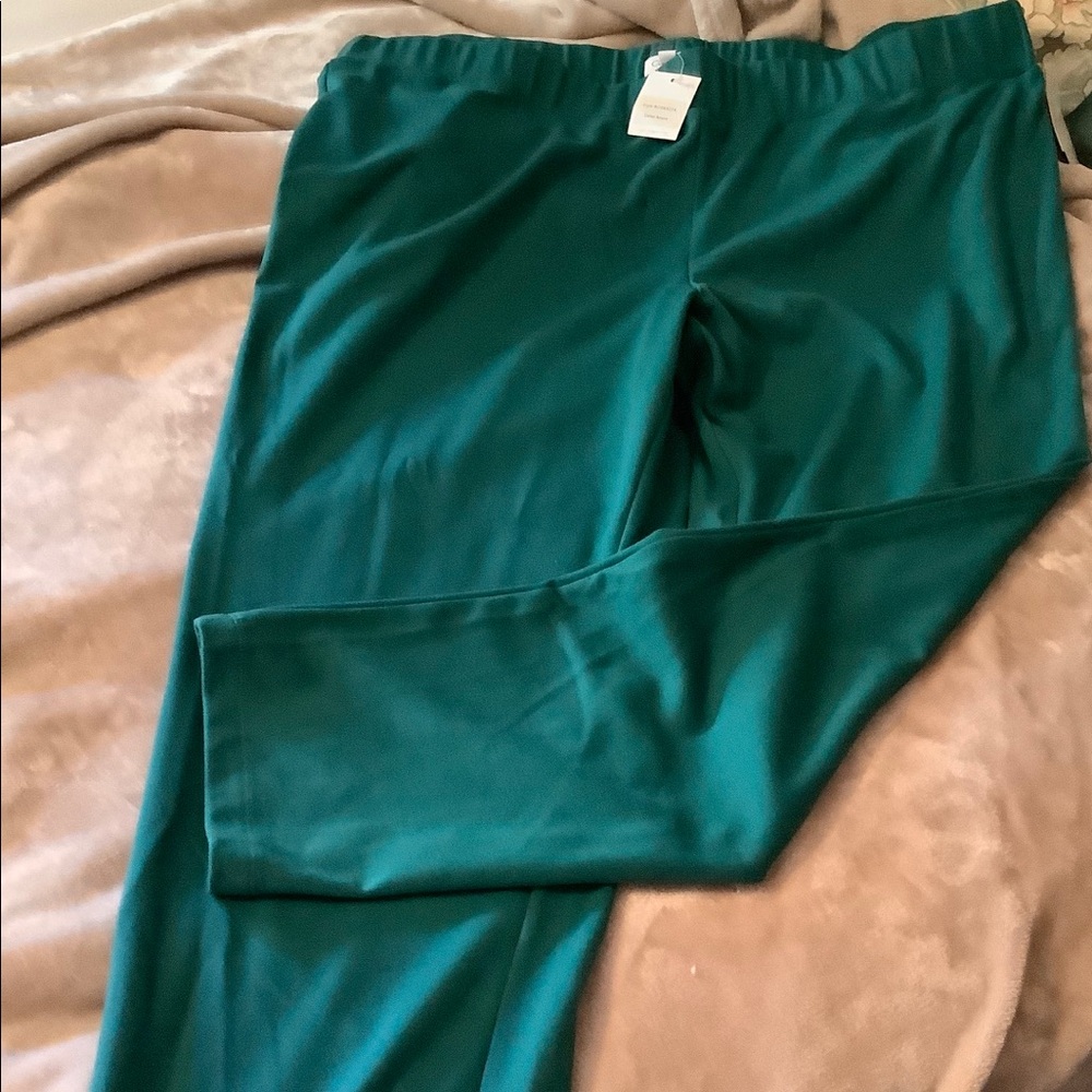 Women’s plus size pants